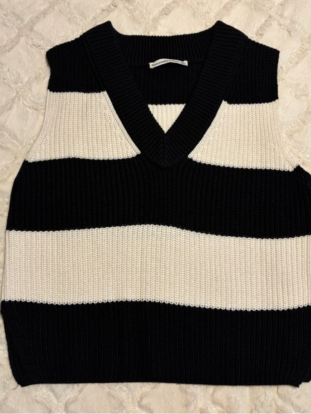 Abercrombie & Fitch Sweater Vest Size X Small